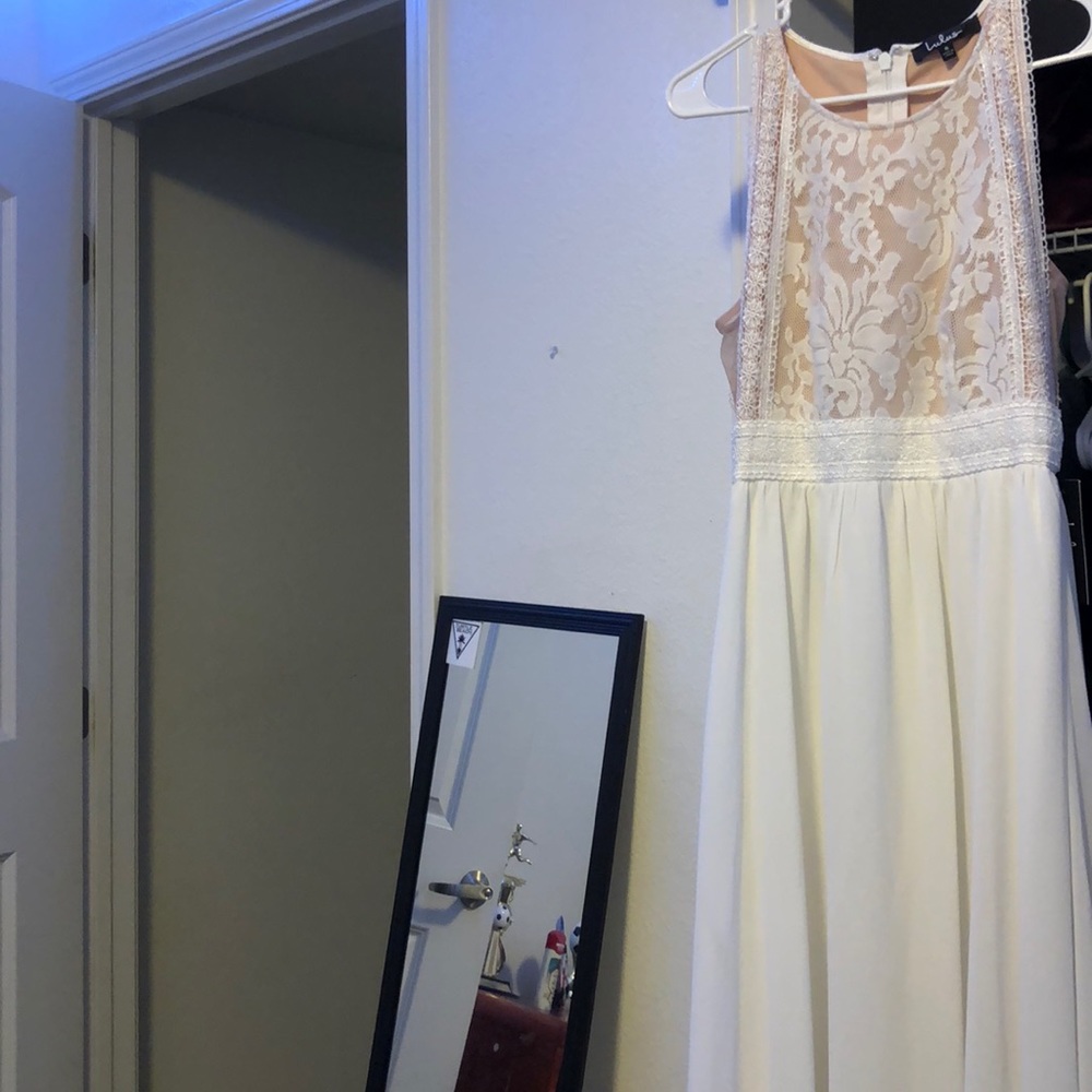 *new *never worn lulus dress. Perfect condition